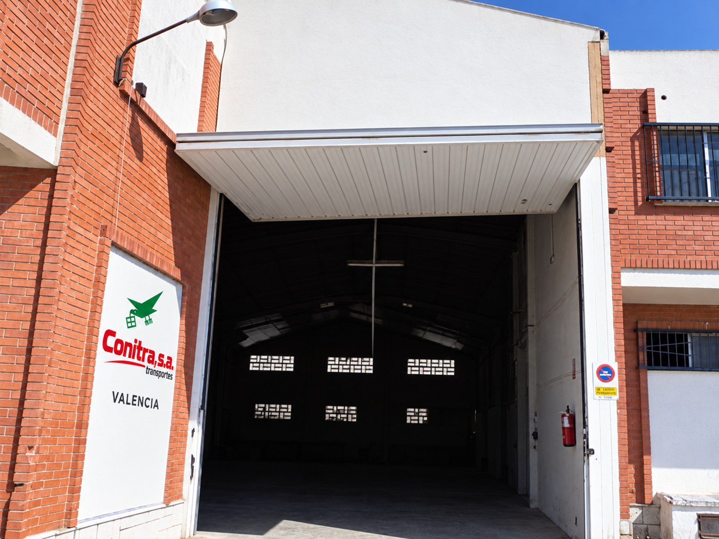 Entrada de la delegación de Valencia